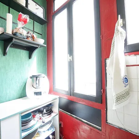 Apartment Charming Studio With Balcony In Paris 15 *